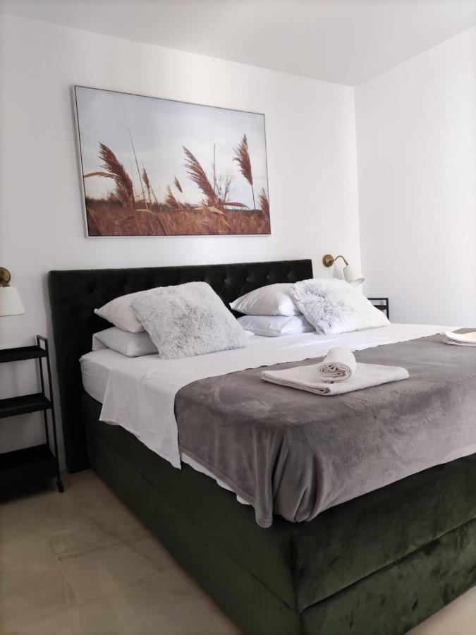 Apartments Marta 2 Zadar Room photo